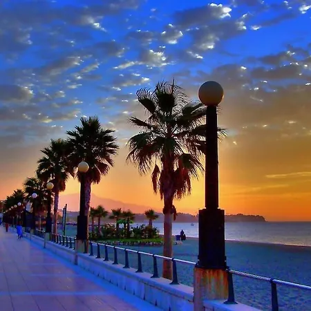 Beachfront Townhouse 別荘