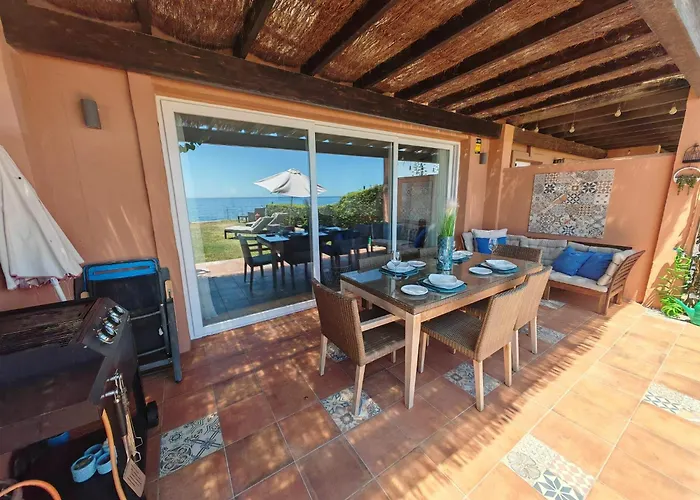 Beachfront Townhouse Vakantiehuis